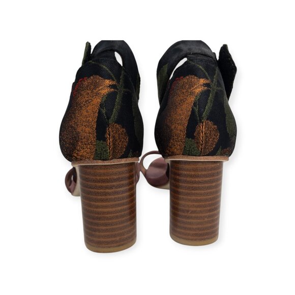 Jeffrey Campbell Embroidered Suede Strappy Sandal Wood Block Heel SZ 6.5 Purdy - Picture 4 of 10